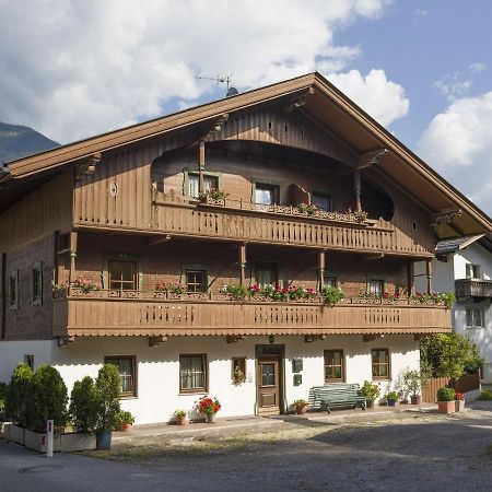 Apartment In Top Location In Fuegen With Balcony Buitenkant foto