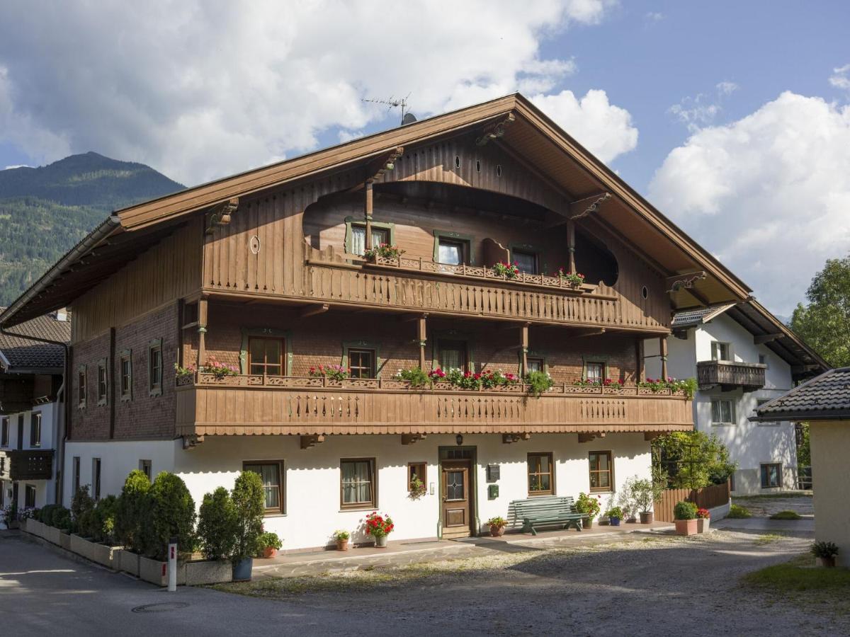 Apartment In Top Location In Fuegen With Balcony Buitenkant foto